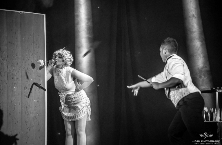 Knife Throwing Point-Blank Gallery Image 7